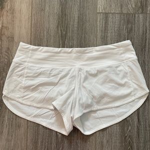 Lululemon speed up shorts, length 2.5 size 6.